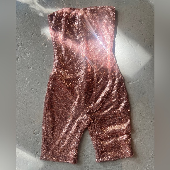 FASHION NOVA sparkle romper - Picture 3 of 5